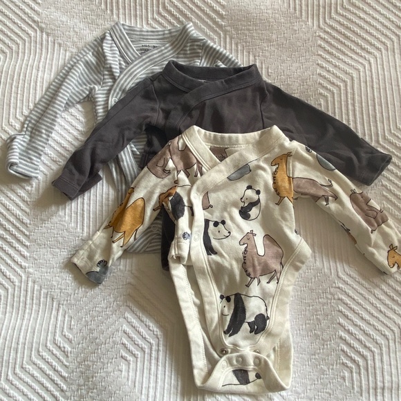 Hip dysplasia brand new clothing size newborn, 0-3 months, and 3-6 months